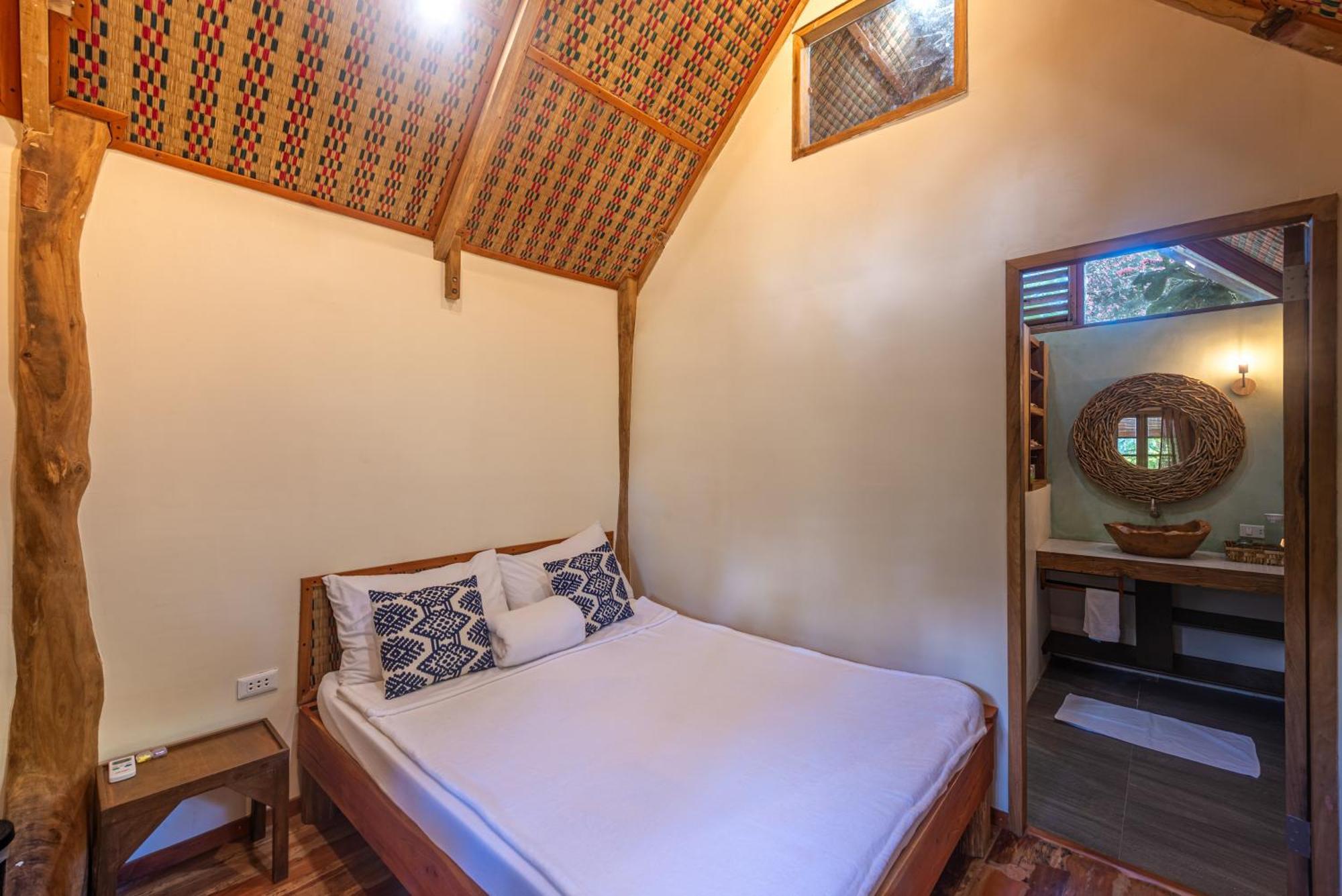 Camanolo Homestay General Luna (Surigao del Norte) Exterior foto